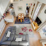 Charming 4-Room Apartment In The Marais - Welkeys